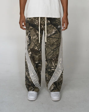 EPTM. EP11891 CAMO HIGHLAND PANTS Designers Closet